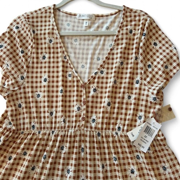 NWT- Planet Gold Plus Size 2X Babydoll Dress with Daisy Plaid - Picture 5 of 8